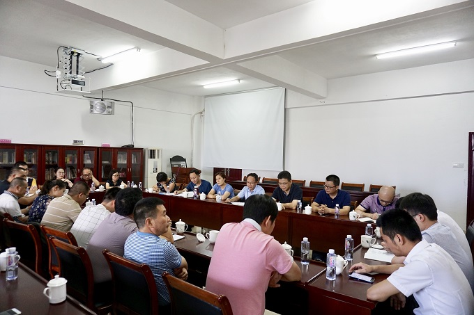 5 支部专题讨论.jpg